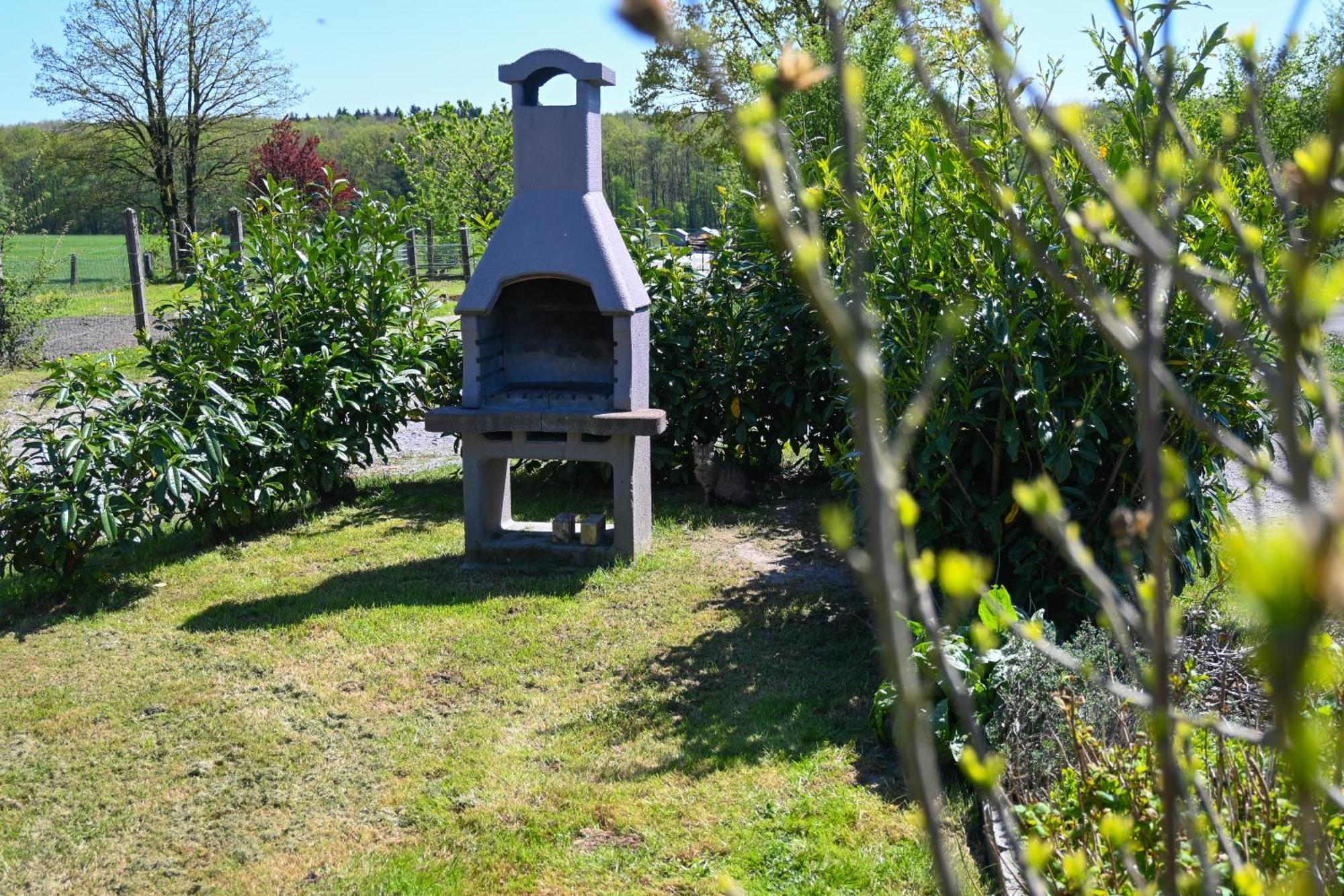 Le Maffe De Scourmont Villa Chimay Eksteriør billede